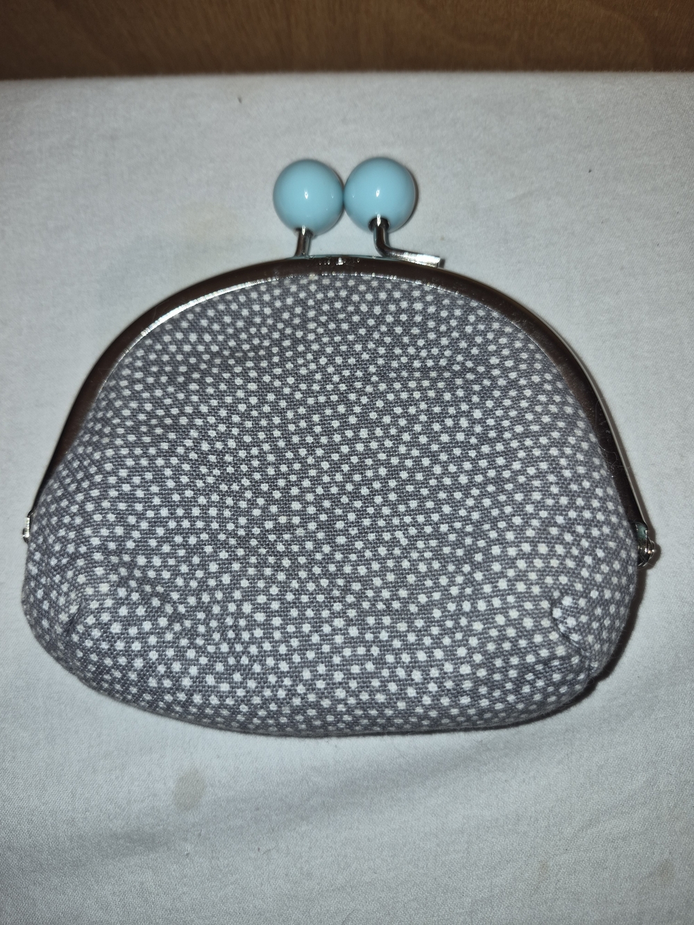 Thirty-One Gray Pin Dots Double Pinch 5"x5" Interior Compartment Wallet 1227 - Picture 2 of 9
